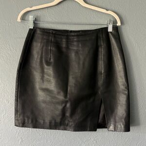 Hugo Buscati | classic | leather | skirt | size 6